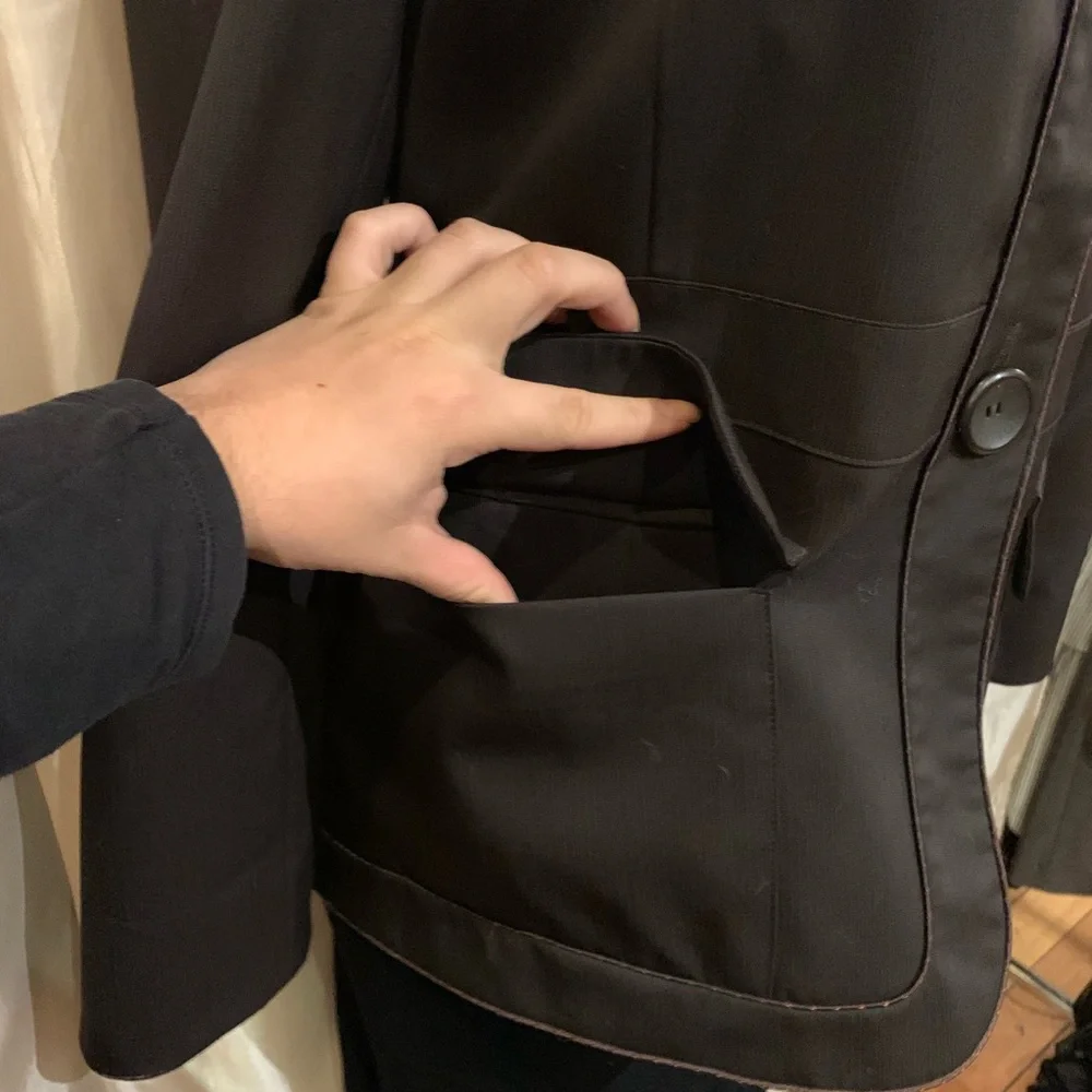 Designer Louis Vuitton brown blazer orange lining - Picture 6 of 7